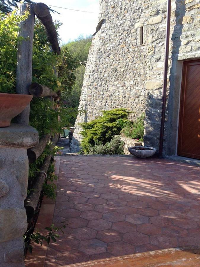 Mini Appartamenti Nonna Nella Barbarasco Экстерьер фото